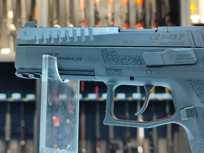 PIŠTOLJ CZ(ČEŠKA ZBROJOVKA) P-09 F NOCTURNE CAL.9X19