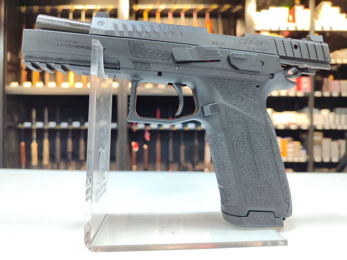 PIŠTOLJ CZ(ČEŠKA ZBROJOVKA) P-09 F NOCTURNE CAL.9X19