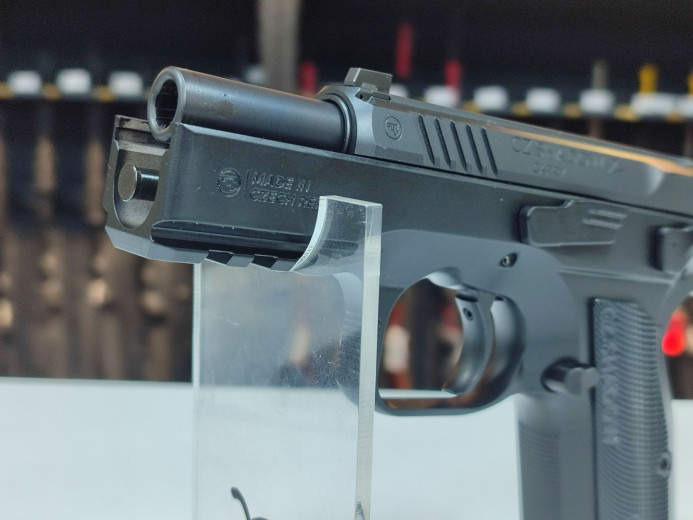 PIŠTOLJ CZ SHADOW 2 CARRY CAL. 9X19