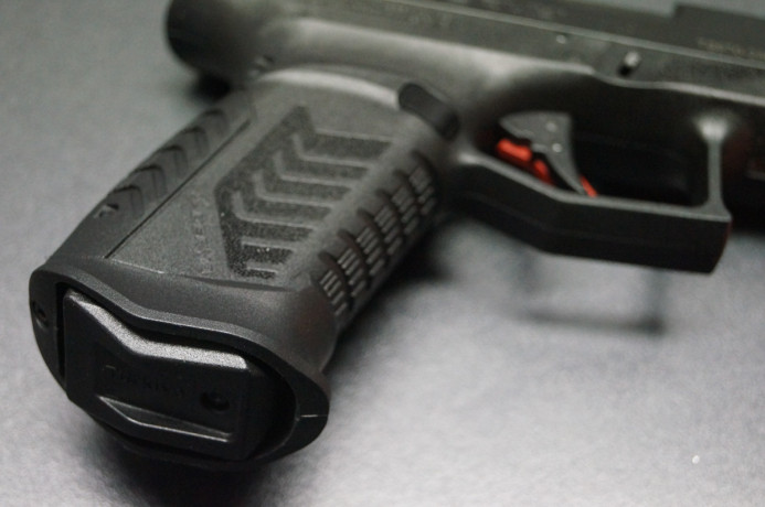 PIŠTOLJ DERYA DY9 C101 9X19(3.okvira) 800.00 KM