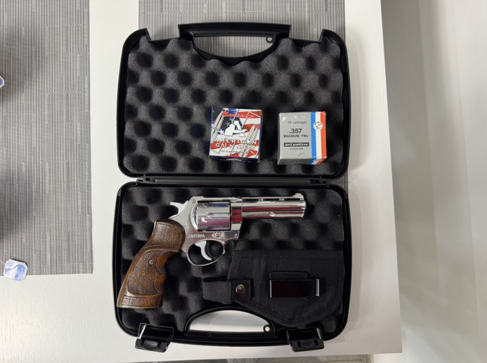 Revolver Zastava M83/94 357 Magnum 4”