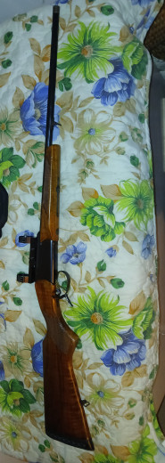 Lovacki karabin iz18 kalibar 243