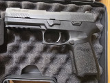 Pištolj Sig Sauer P320 TacOps