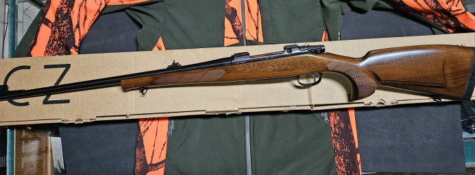 Lovački karabin Češka Zbrojovka 550 Lux cal.30-06