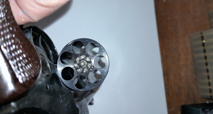 Revolver kalibra .32 Smith & Wsson Long