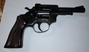 Revolver kalibra .32 Smith & Wsson Long