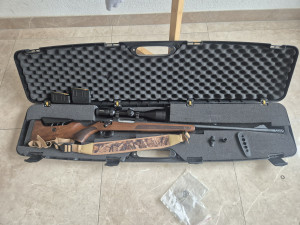 Lovacki karabin sa optikom