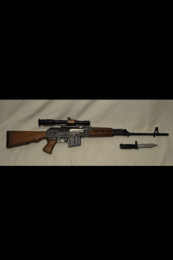 Poluautomatski  snajper kupujem sa dozvolom !!!