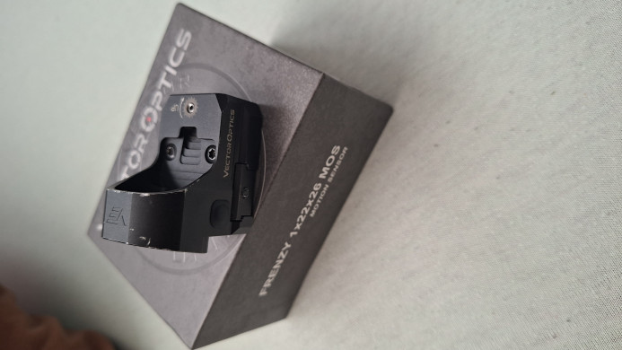 Red dot - crvena tacka