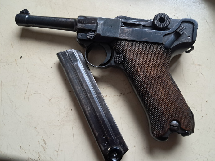 Pištolj parabelum P08