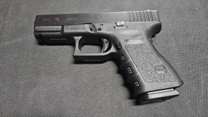 Pištolj Glock 19 cal.9x19 mm