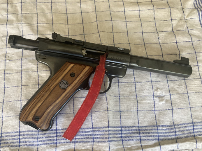 Pištolj Ruger Mark ll 22Lr