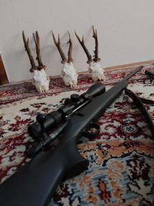 Lovački karabin sa optikom