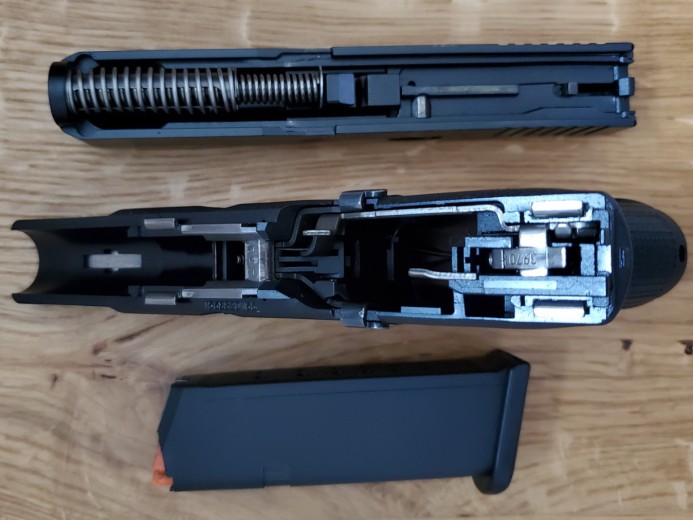 Glock 19 Gen 5 sa Tricijum metalnim nišanima - NOVA CIJENA!