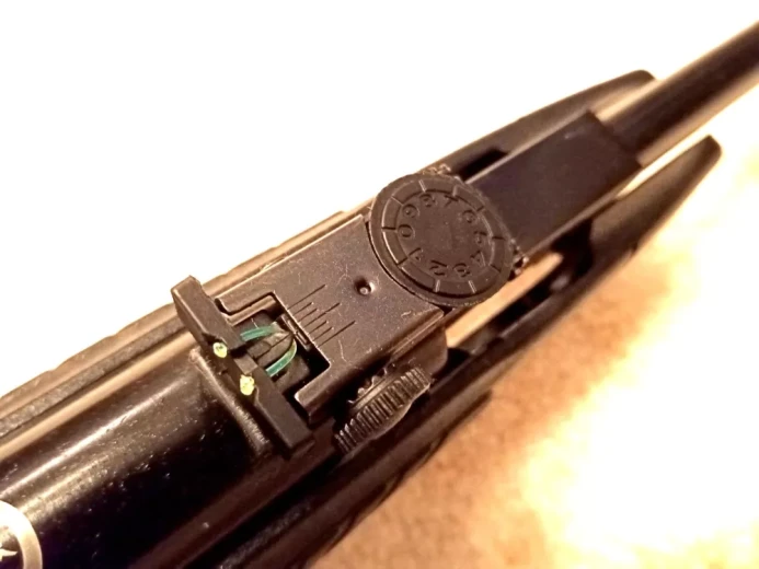 Vazdusna puska sa optikom