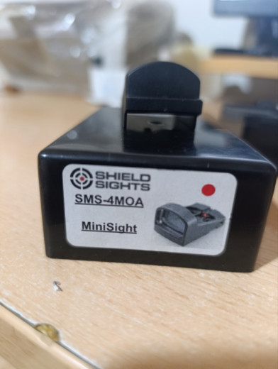 RED DOT  SHIELD za pištolj