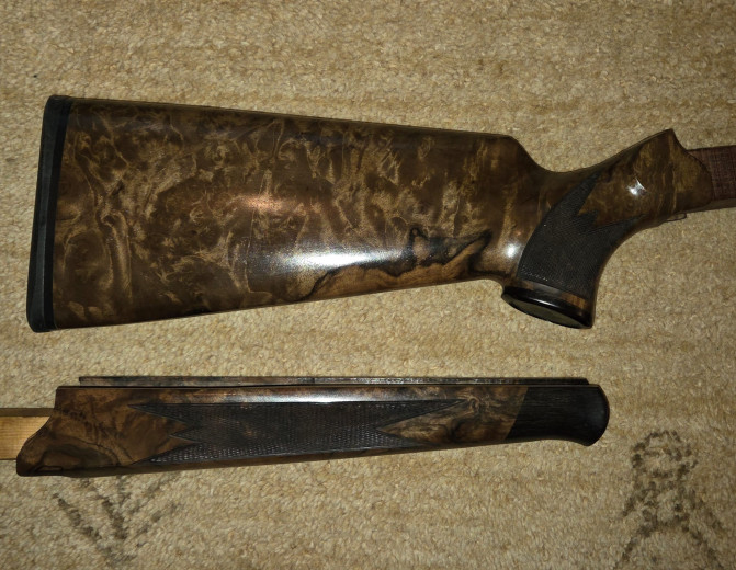 Blaser R8 Luxus Kundak i Sistem