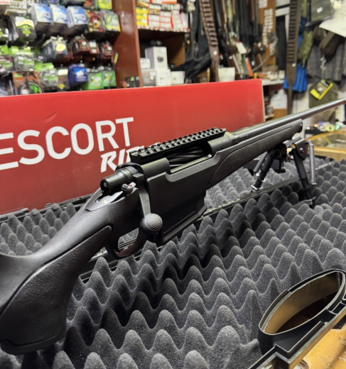 Lovački karabin Hatsan Escort ERX cal. 30-06 Spring.