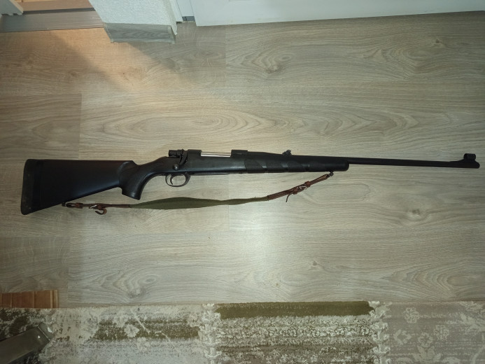 Lovački karabin sa tačkom