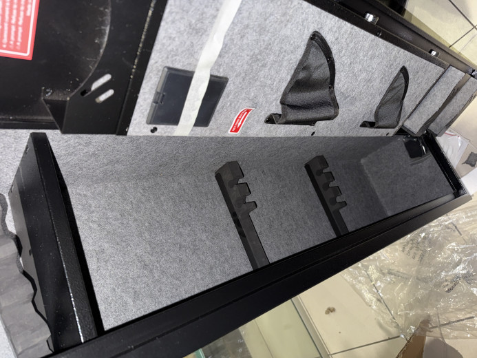 Sef za oruzje/ puške