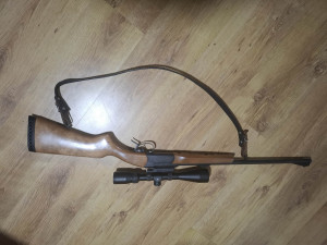 Lovacki karabin sa optikom