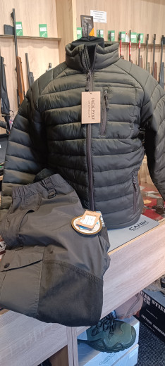 Akcija!!! Sezonska rasprodaja odjeće i obuće!!!