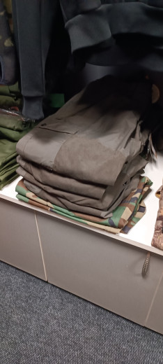 Akcija!!! Sezonska rasprodaja odjeće i obuće!!!