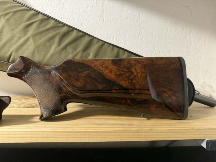 Blaser R8 kundak lux