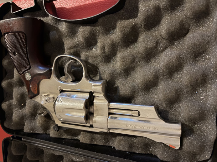 Revolver S & W