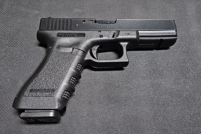 Pištolj Glock 17 cal.9x19 mm