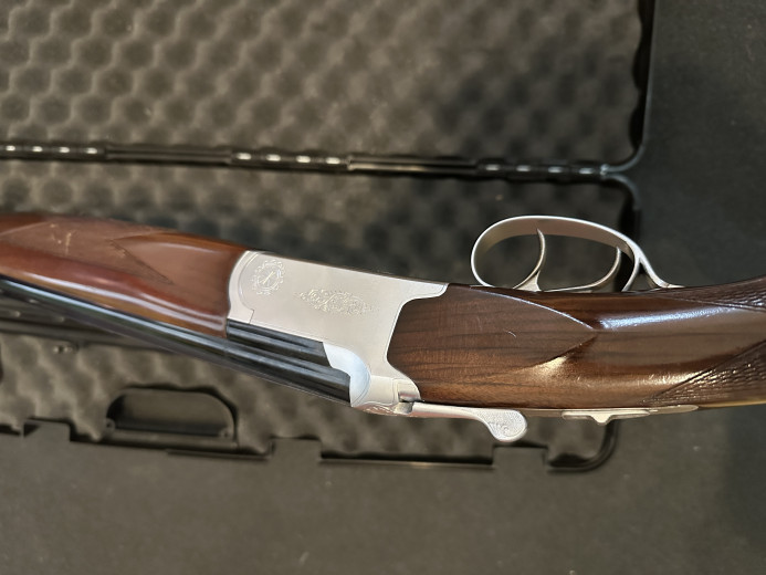 Lovačka sačmarica HUGLU 104A 20/76