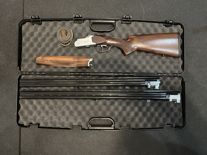 Lovačka sačmarica HUGLU 104A 20/76