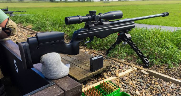 ima li neko da proda sako trg 22 (moze i koriscen ) i zna li neko gde ima da se kupi