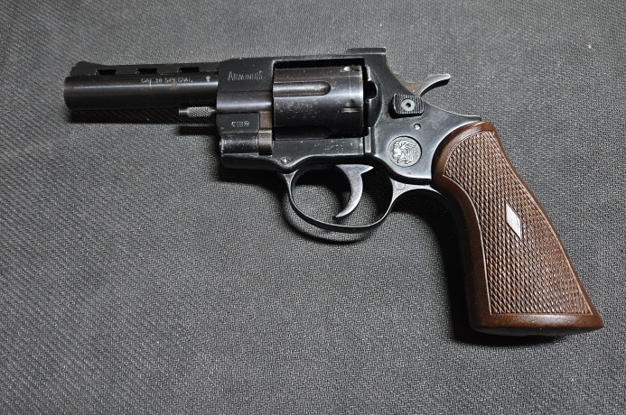 Revolver Arminius HW38 cal.38 Special