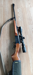 Lovački karabin sa optikom