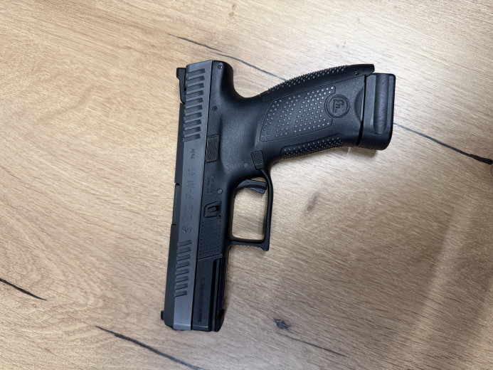 CZ P10-C