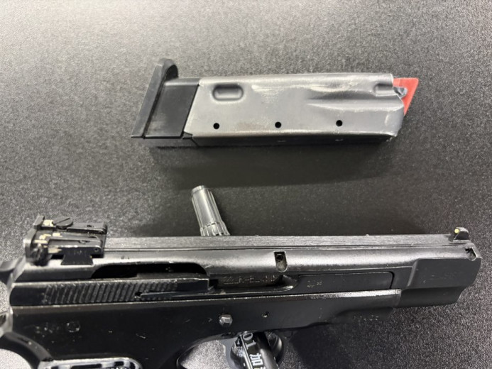 Rabljena MK konverzija za ČZ 75 – kadet .22LR