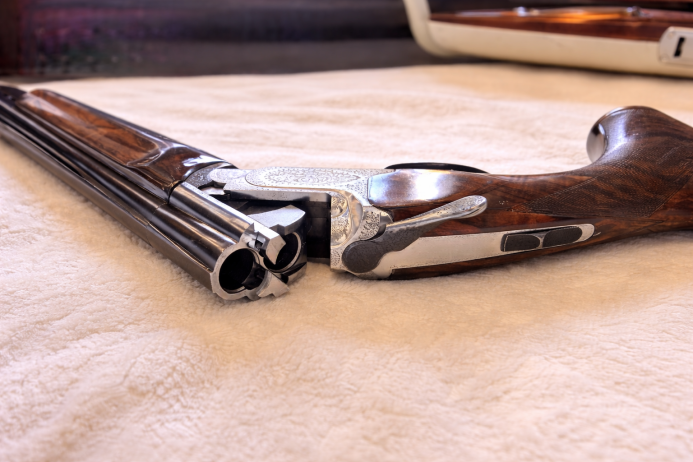 Perazzi Sc3 12/70 trap drvo klasa 11,zlatni detalji, TOP