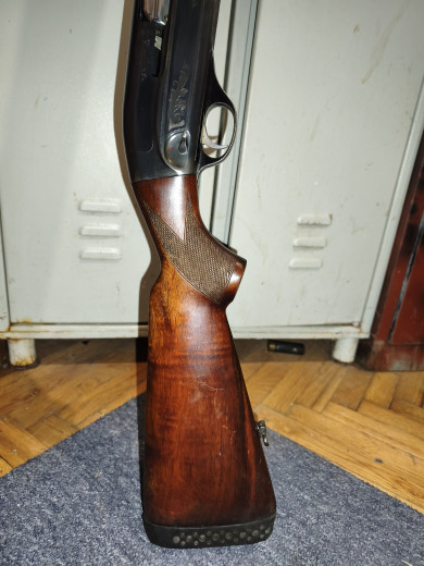 Lovačka poluautomatska puška MC 21 , 12/70