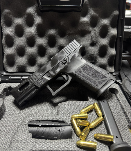 Pištolj Adler AD-9 cal. 9x19 LUGER