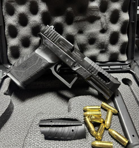 Pištolj Adler AD-9 cal. 9x19 LUGER