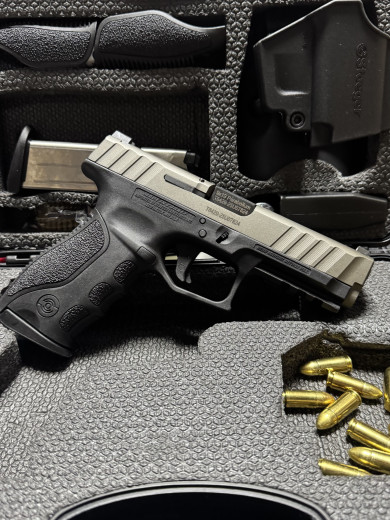 Pištolj Stoeger Stainless cal. 9x19 LUGER