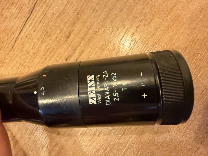 Zeiss Diavari 2,5-10x52