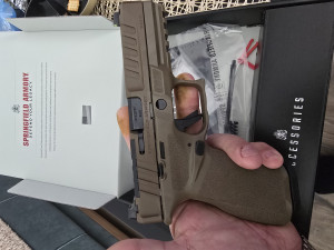 Pištolj HS Springfield Echelon 4,5"All FDE U-notch