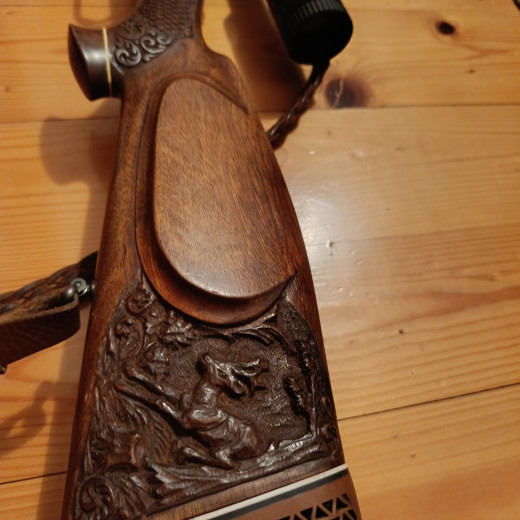 Lovacki karabin sa optikom