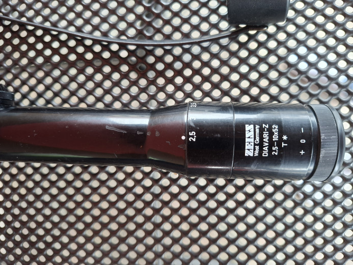 Optika zeiss diavari-z 2.5-10x52
