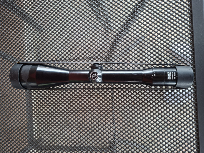 Optika zeiss diavari-z 2.5-10x52