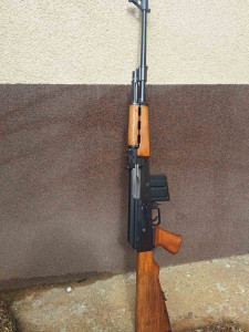 lovacki karabin  M76