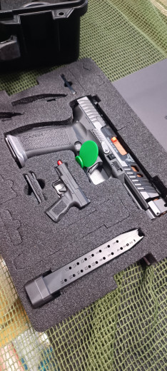 Pištolj CANIK TTI COMBAT SMOKE