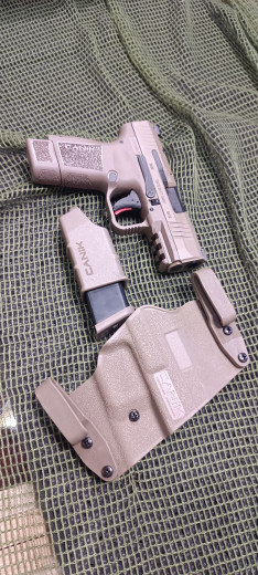 Pištolj CANIK  METE MC9